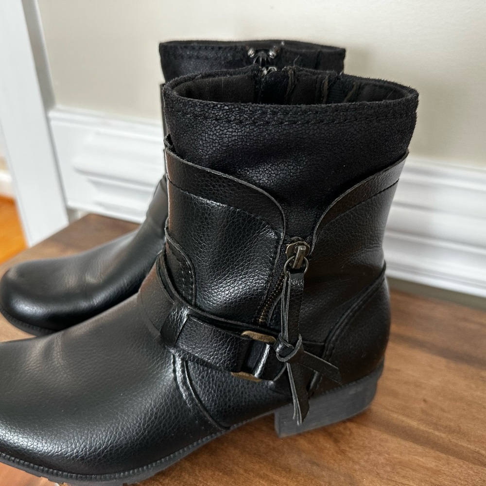 Clark’s Black Leather Ankle Boots